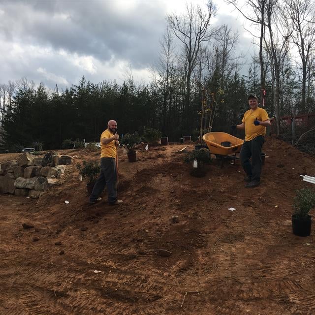 Ground guys on work
