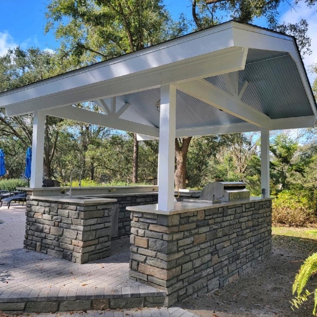 Outdoor Kitchen