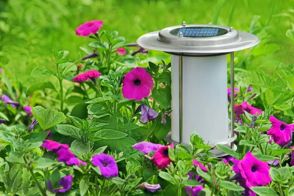 Solar Garden Lamp